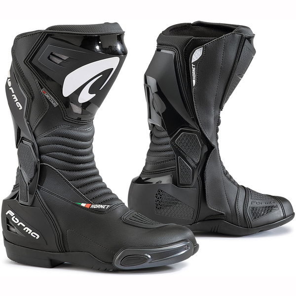 Forma Hornet boots