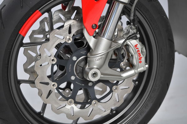 Brembo Stylema Calliper on E-Racer Bestial-e