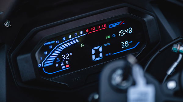 digital dash