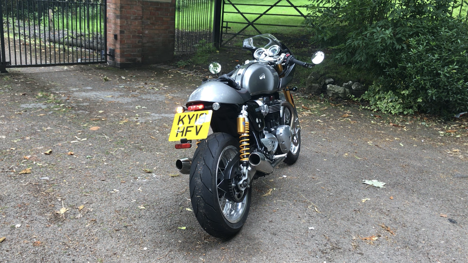 Triumph Thruxton R Track Racer review