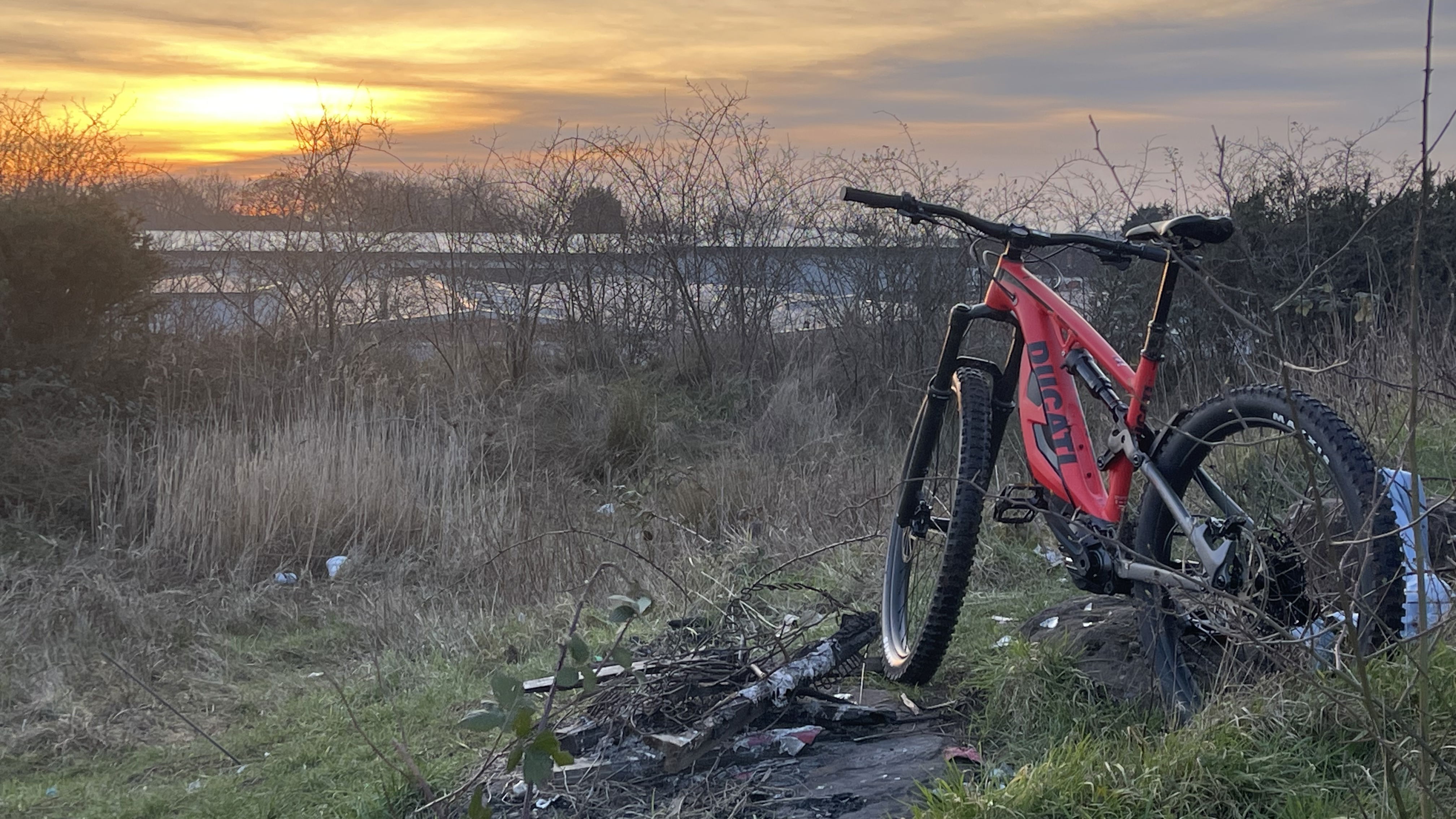 MIG-S-Duc-Review