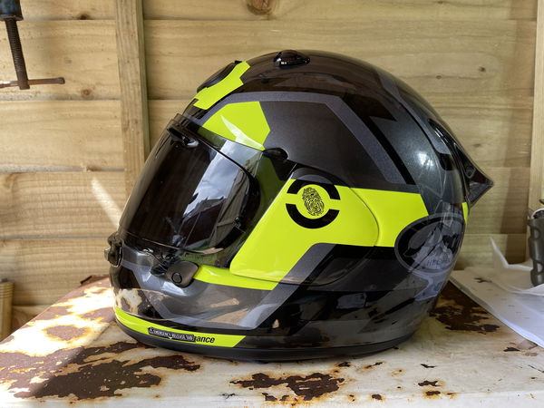 Quantic sports touring motorcycle helmet review