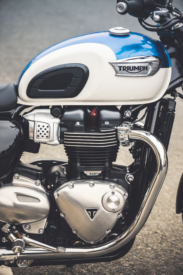 Triumph Bonneville T100 super gallery