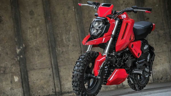 KSpeed Custom Honda Super Grom Front