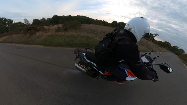 Arai Tour-X4 on KTM 1290 Super Adventure R