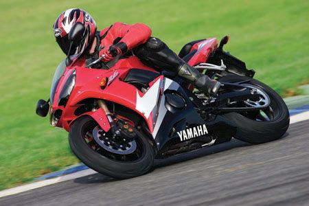 First Ride: 2005 Yamaha YZF-R6