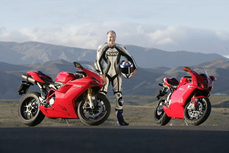 Road Test: Ducati 999s vs. 1098s