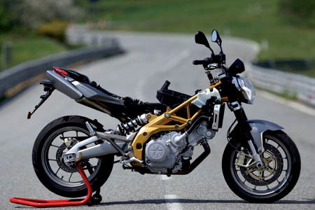 First Ride: 2007 Aprilia Shiver