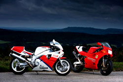 Class of '93: Ducati 888 SP5 vs Yamaha OW01