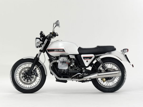 Moto Guzzi V7 Classic - First Pictures