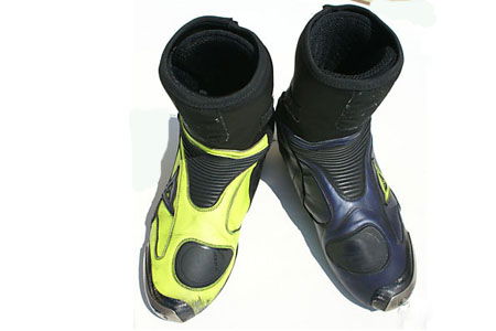 Win Valentino Rossi's boots at eBay auction