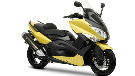 2009 Yamaha TMax - first pictures
