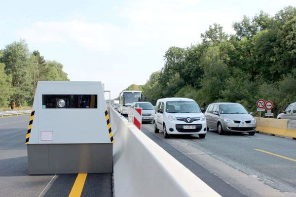 French speed camera. - Moto-Station.