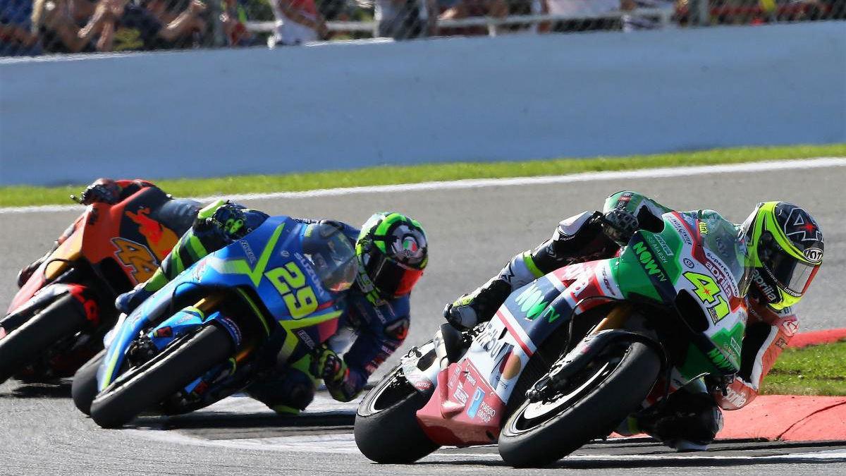 Aprilia 'not targeting' satellite team, Suzuki 'discussing'