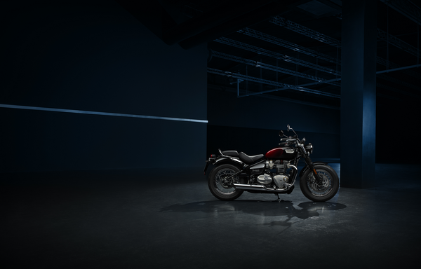 Triumph Speedmaster Stealth Edition