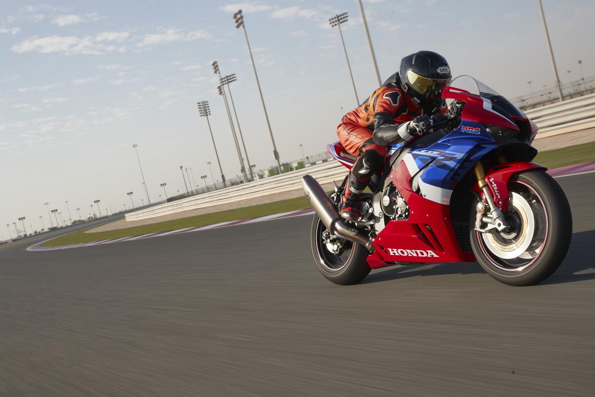 cbr 1000 rr r fireblade 2020