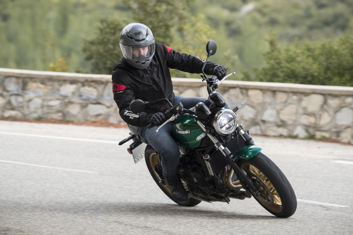 New Ninja ZX-4R-based retro four-cylinder 'Z400RS'  | Visordown