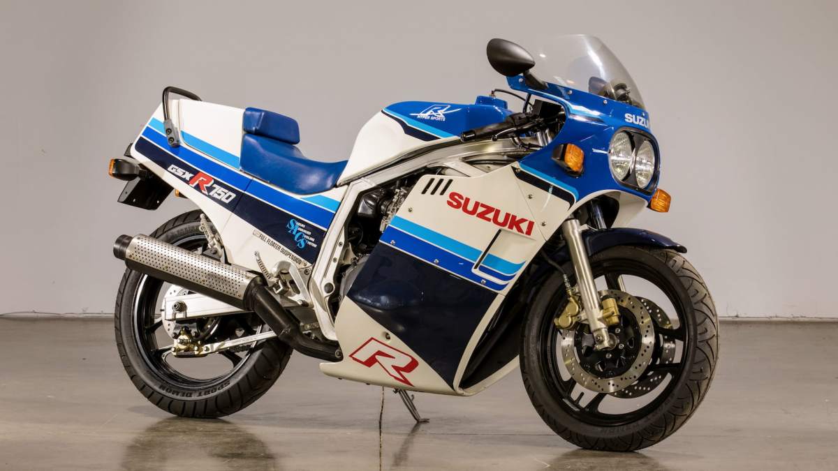 35 years of the Gixxer: How the Suzuki GSX-R750 spawned... | Visordown