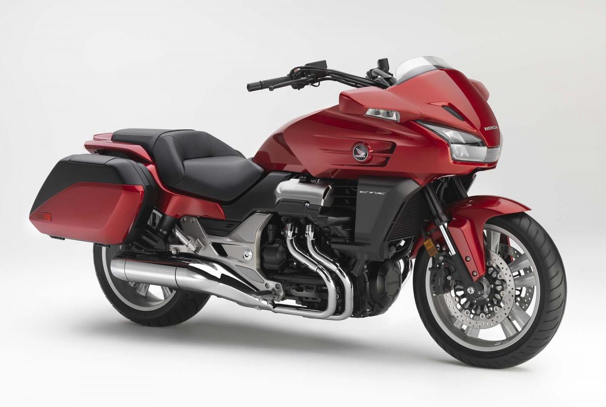 Honda st1300 deals reviews