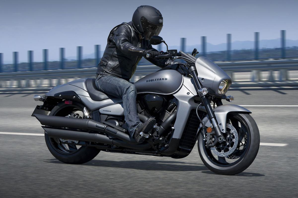 Suzuki boulevard deals m109 boss