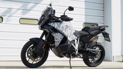 The KTM 1390 Super Adventure AMT