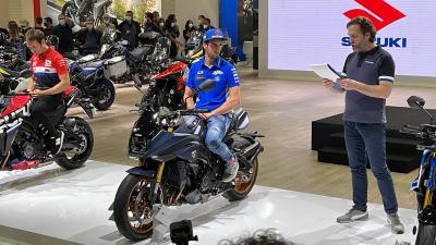 Suzuki Katana 2022 and Alex Rins at EICMA