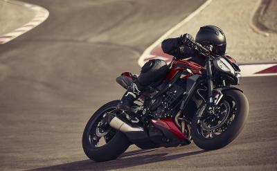 2023 Triumph Street Triple 765 RS II.jpg