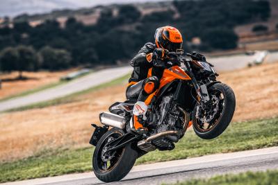 207294_KTM 790 DUKE MY 2018.jpg