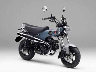 Honda ST125 Dax my2023, grey.