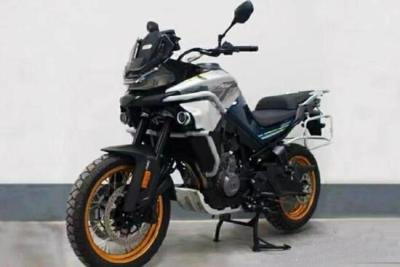 CFMoto 800MT