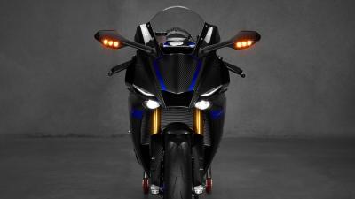 Yamaha R1M