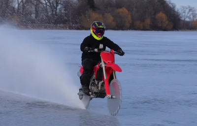 Honda CRF250R saw wheel. - CboysTV/YouTube