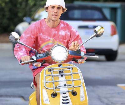 Justin Bieber - Vespa