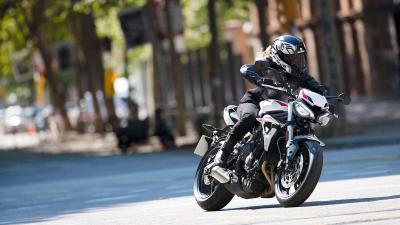 Triumph Street Triple S