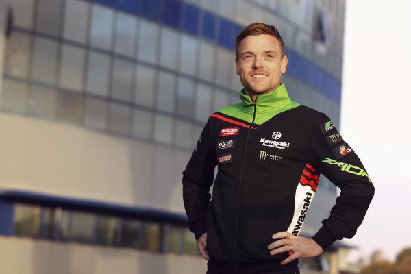 The Kawasaki WorldSBK team clothing collection is here!