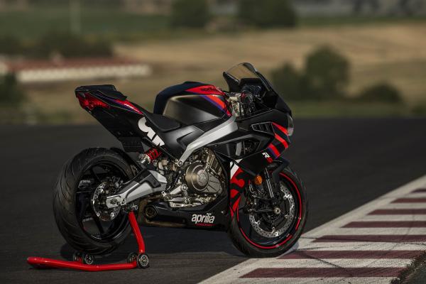 Aprilia RS457 - rear