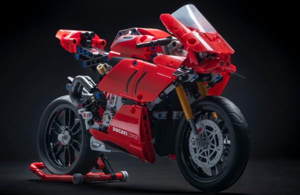 Ducati Panigale V4 R Lego Technic 1200