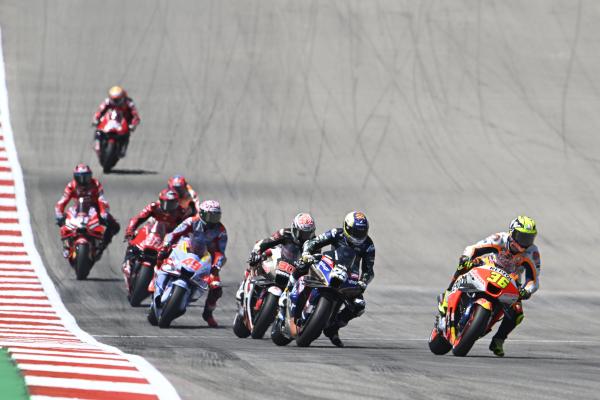 Joan Mir leads group, 2023 MotoGP Grand Prix of the Americas. - Gold and Goose