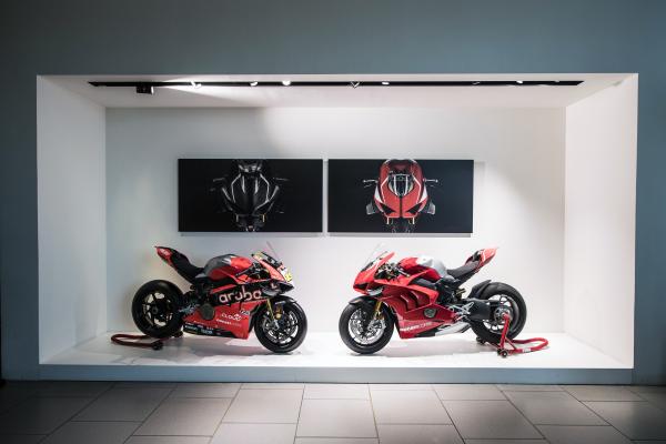 Ducati V4R and Ducati WSBK