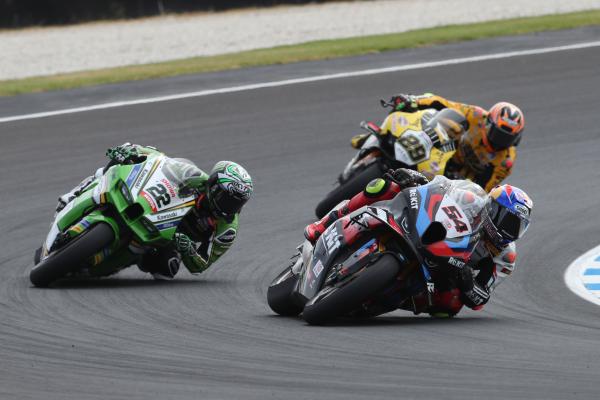 Toprak Razgatlioglu, Alex Lowes, Andrea Iannone, 2024 Australian WorldSBK. - Gold and Goose