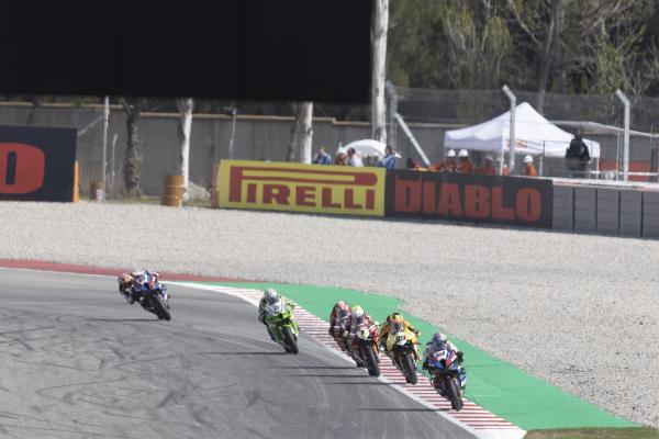 Toprak Razgatlioglu leads at 2024 Catalan WorldSBK. - Gold and Goose