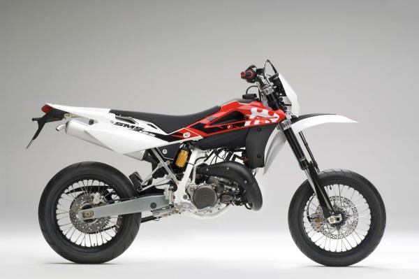 SM125 Supermoto (2000 - present) review