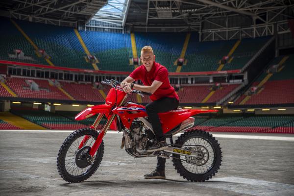 Max Anstie with Honda CRF250R inside Principality Stadium. - World Supercross