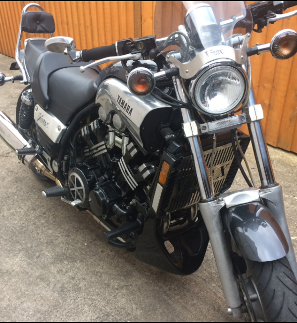 Yamaha 1200 V-Max