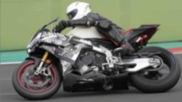 2021 Aprilia RSV-4 track test