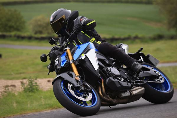 2021 GSX-S1000 Visordown review