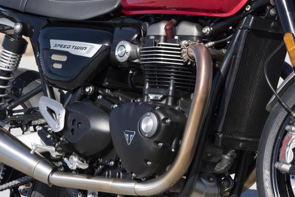 2021 Speed Twin Visordown review