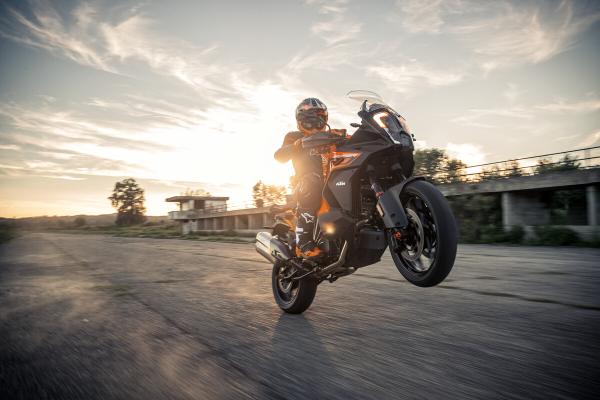 2023 KTM 1290 Super Adventure S. - KTM