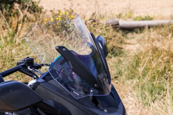 The screen on the bike at full extension