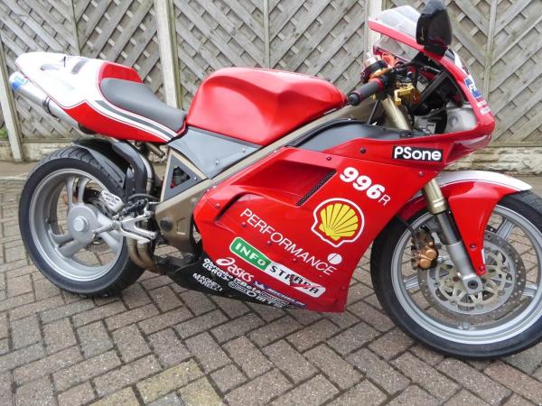 Ducati 996 replica - side